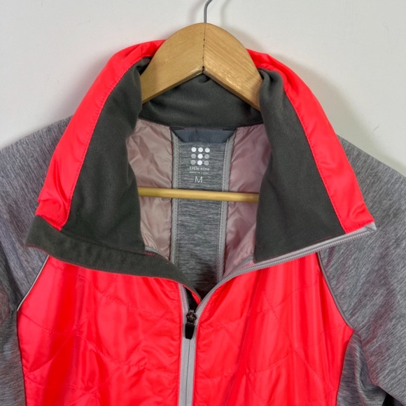 Title Nine Women’s Gray and Neon Coral Long Sleeve Zip Up Lightweight Jacket - Picture 2 of 6